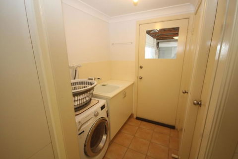 Waters Edge - Accommodation NSW 2