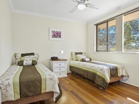 DAVIES STREET MOLLYMOOK 4 / 14 - Accommodation NSW 3