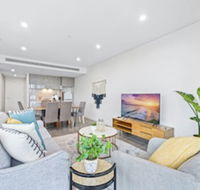 HomeHotel Luxury Apt with Shopping Mall Downstairs - Accommodation NSW
