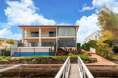 Mermaid Beach House - Accommodation NSW 1