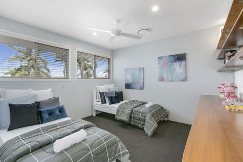 Havana Blue - Large 4 Bedroom Home - Accommodation NSW 7