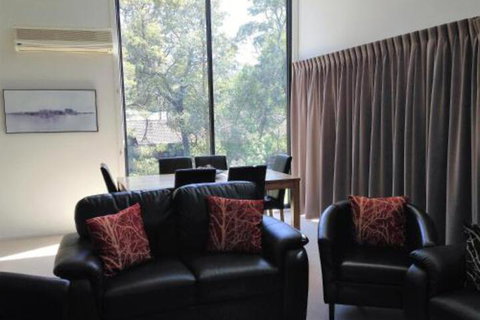 Glengarriff Townhouse 3 - Accommodation NSW 3