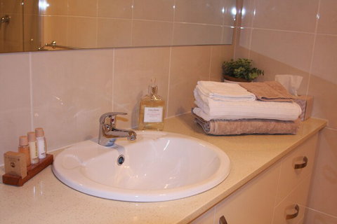 C And C Tanunda - Accommodation NSW 7
