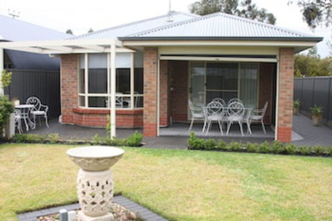 C And C Tanunda - Accommodation NSW 0