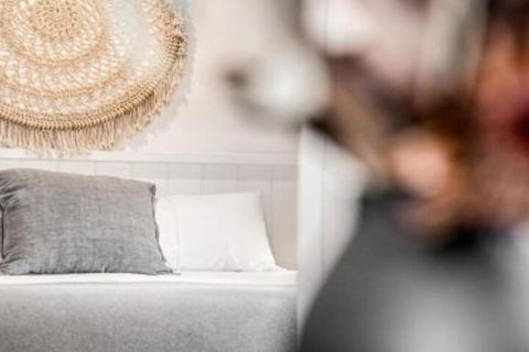 Your Luxury Escape Le Viti 5min Walk To Clarkes Beach - Accommodation NSW 3