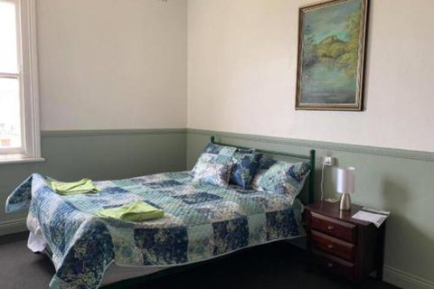 Kellys Top Pub - Accommodation NSW 0