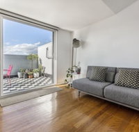 Fabulous Fitzroy Converted Warehouse - Accommodation NSW