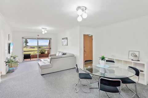 Reef Resort Apartments - Accommodation NSW 5