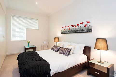 Elegant Cremorne Point Apartment MILS5 - Accommodation NSW 3