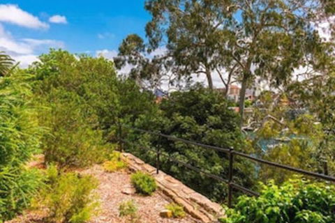 Elegant Cremorne Point Apartment MILS5 - Accommodation NSW 6