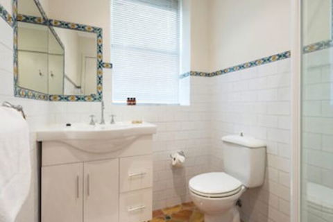 Elegant Cremorne Point Apartment MILS5 - Accommodation NSW 5