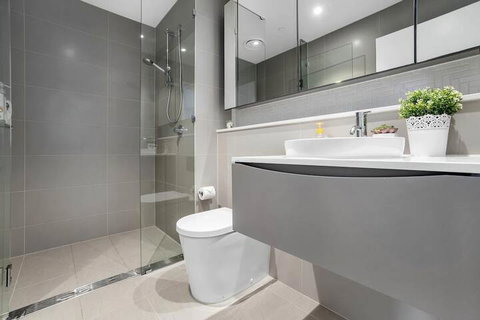 I02-china Town Luxury Service Apartment - Accommodation NSW 5