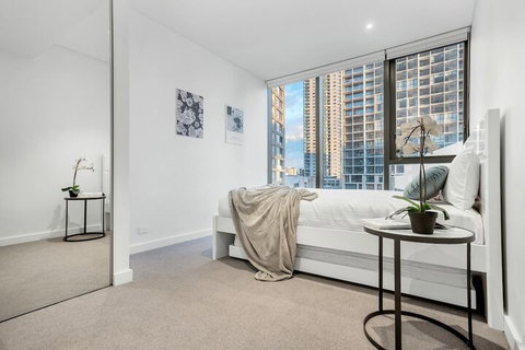 I02-china Town Luxury Service Apartment - Accommodation NSW 4