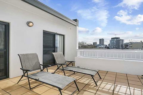 The Apartment Service SANT4 - Accommodation NSW 4