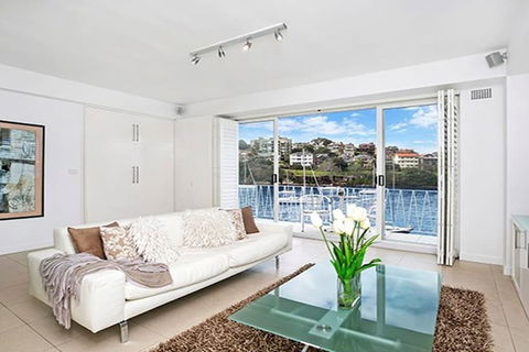 The Apartment Service BADEN - Accommodation NSW 5