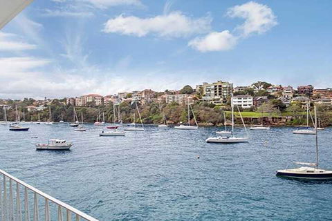 The Apartment Service BADEN - Accommodation NSW 4