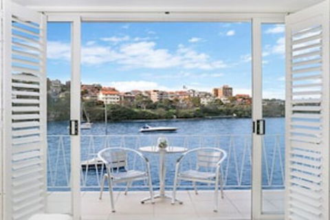 The Apartment Service BADEN - Accommodation NSW 0