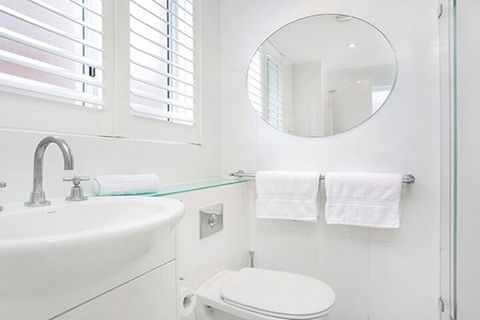 The Apartment Service BADEN - Accommodation NSW 1
