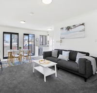 HOLT1 Crows Nest Holtermann Street - Accommodation NSW