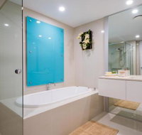 29 / F Private Apartment in Iconic Q Resort  Spa. Ocean  River Views - Accommodation NSW