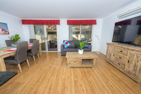Ajax Avenue 2 / 35 Nelson Bay - Accommodation NSW 1