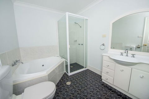 Ajax Avenue 2 / 35 Nelson Bay - Accommodation NSW 4