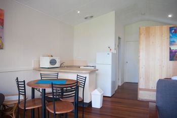 15 Korora Palms 1 Bedroom Bure - Accommodation NSW 3