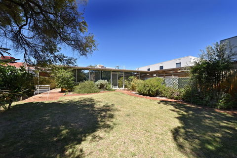 Comfy Home Near Airport & City 2280 - Accommodation NSW 0