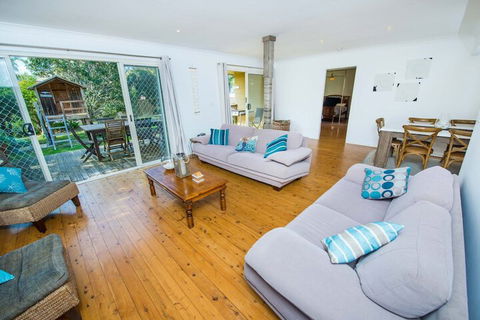 Gretel Cl 4 Nelson Bay - Accommodation NSW 5