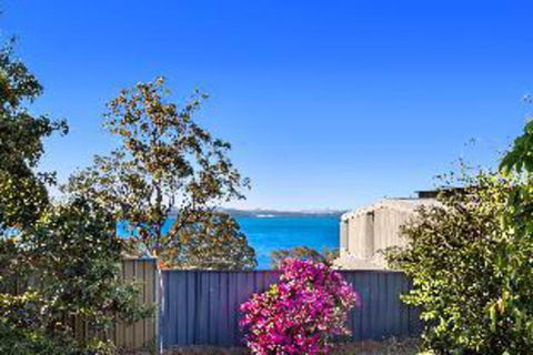 1 Bedroom House Government Road No. 102 PET FRIENDLY - Accommodation NSW 0