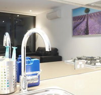 Auzzie Apartments Docklands Melbourne - Accommodation NSW