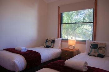 41 Korora Palms 2 Bedroom Bure - Accommodation NSW 5