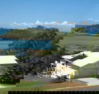 Hideaway Retreat Beach House with Pool - Accommodation NSW