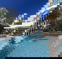 Legends - Q Stay - Accommodation NSW