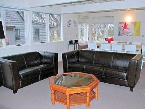 White Mountain Lodge - Accommodation NSW 2