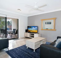 50 Metres to the Beach - Accommodation NSW
