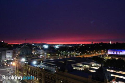 Federation Square Apartments Breathtaking View - Accommodation NSW 2