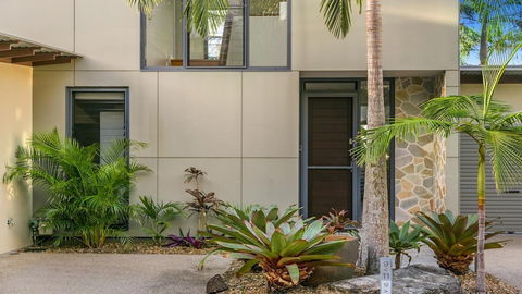 Your Luxury Escape - Kiah 11 Beach House - Accommodation NSW 2