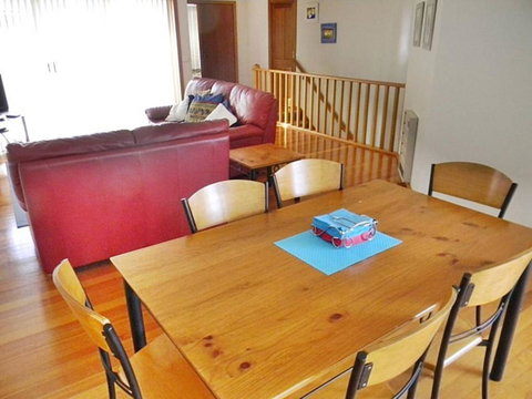 LAKESIDE2 - Accommodation NSW 3