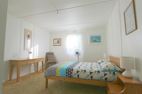 Hi View 18 Dulconghi Street - Accommodation NSW 6