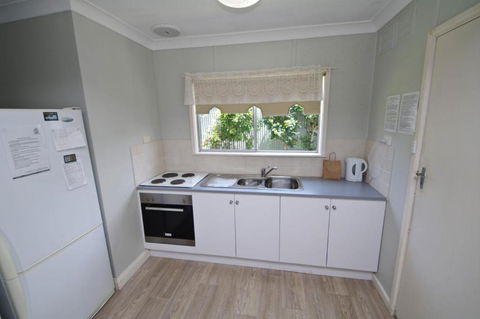 Billys On Main 44 Main Street - Accommodation NSW 1