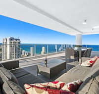 Circle on Cavill Q Stay - Accommodation NSW