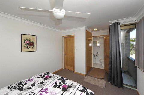 Gorgeous Harbourside! - Accommodation NSW 4