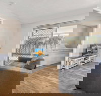 Sea-Hi Beachside Apartment - Accommodation NSW