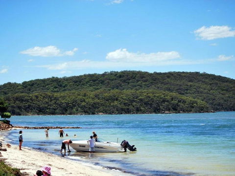 5 Harbourside 3 7 Soldiers Point Road Ground Floor Waterfront Unit - Accommodation NSW 6