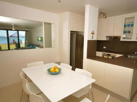 5 Harbourside 3 7 Soldiers Point Road Ground Floor Waterfront Unit - Accommodation NSW 4