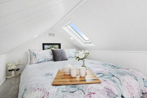 TINY HOME......BIG Views - Accommodation NSW 2
