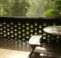 Accommodation Sydney North Forestville 4 bedroom 2 bathroom house - Accommodation NSW