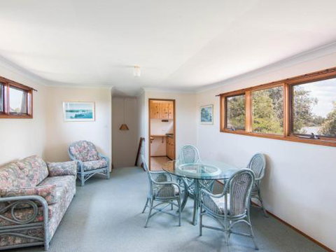 11 Bay Street Waterfront Holiday - Accommodation NSW 4