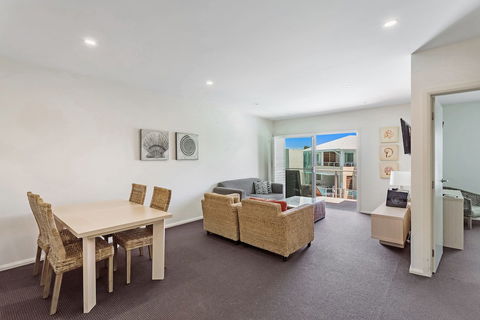 Pacific Blue Apartment 244 / 265 Sandy Point Rd - Accommodation NSW 0